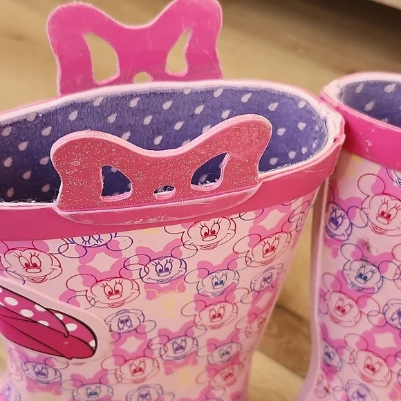 Pink Minnie Mouse Rain Boots, 13-1 - Picture 7 of 9